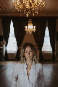 Alicia Toner Promo Photo